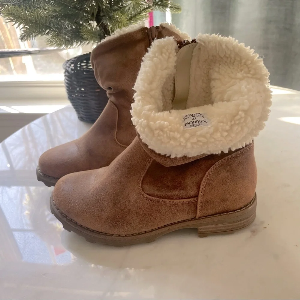 - EVA & ZOE Girl's 'SCRUNCHIE' Tan TALL BOOT - 12